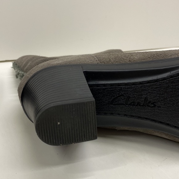 Clark grey boots - Picture 4 of 8